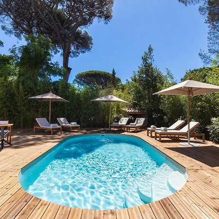 Lou Mare Hotel